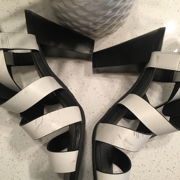 Christian Siriano White Heels - Picture 3 of 3